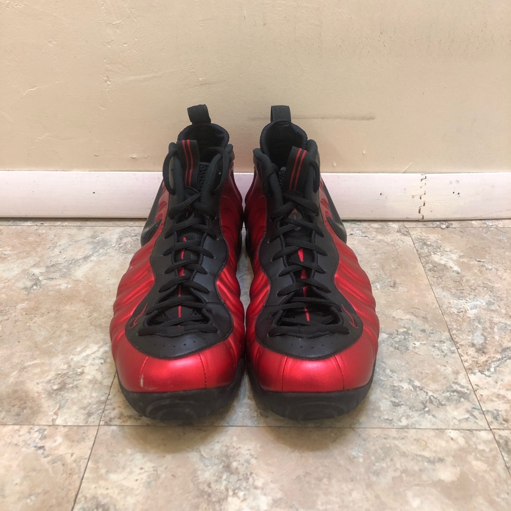 Nike Air Foamposite Pro University Red Black 14 - Picture 2 of 8